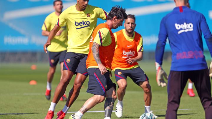 Messi podría perderse la vuelta a LaLiga por una lesión