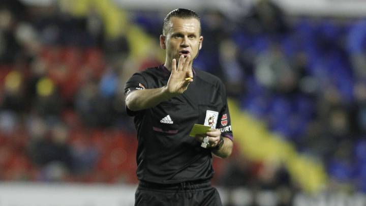 Muñiz Fernández, en uno de sus últimos partidos como árbitro en Primera División, un Levante-Betis en marzo de 2014.