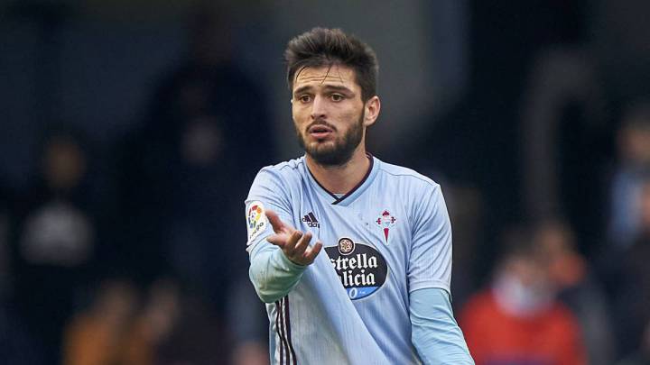 Okay Yokuslu durante un partido con el Celta