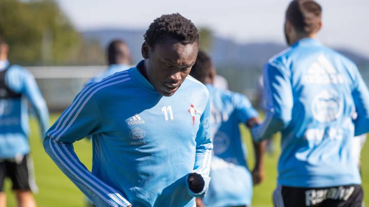 Pione Sisto, durante un entrenamiento del Celta en las instalaciones de A Madroa.