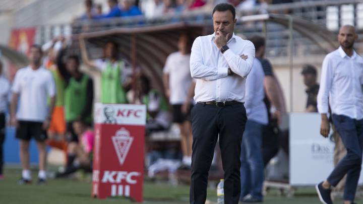 El UCAM CF contempla la opción Salmerón como recambio a Santana