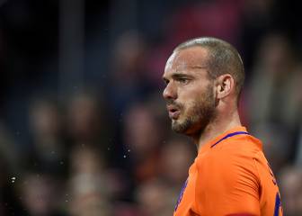Sneijder se ríe de los ultras del Ajax tras nombrarle no grato