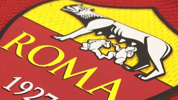 El escudo de la Roma.