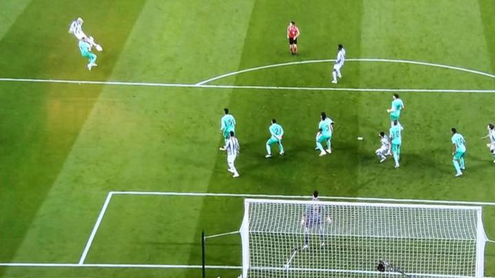 Jugada del gol anulado
