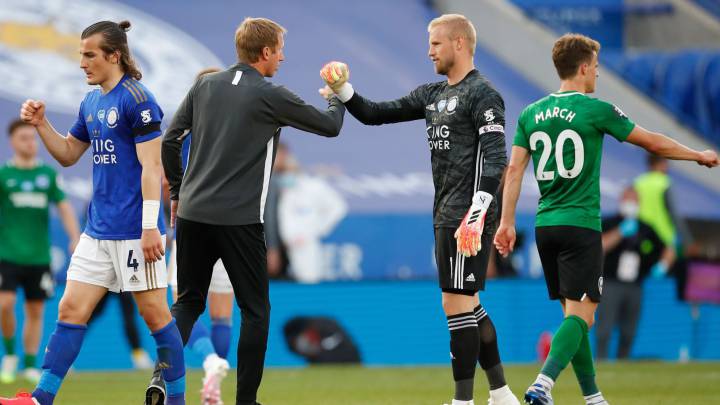 Schmeichel salva al Leicester