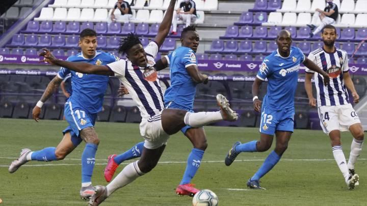 Seis jugadores del Real Valladolid están al borde la suspensión