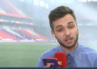 El inolvidable chascarro viral que sufrió un periodista: ¡lo mojó el riego automático!