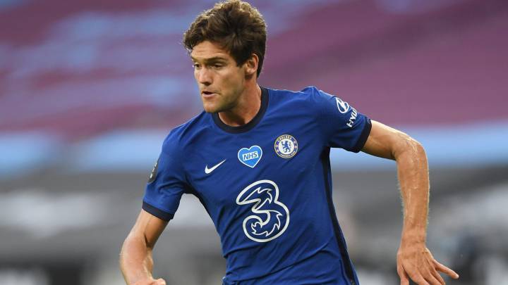 "¡Qué haces, Marcos Alonso! Eso se aprende con 6 años..."