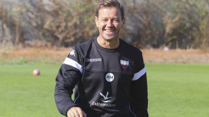 Mosquera: "Hay que apretar fuerte y volver a empezar"
