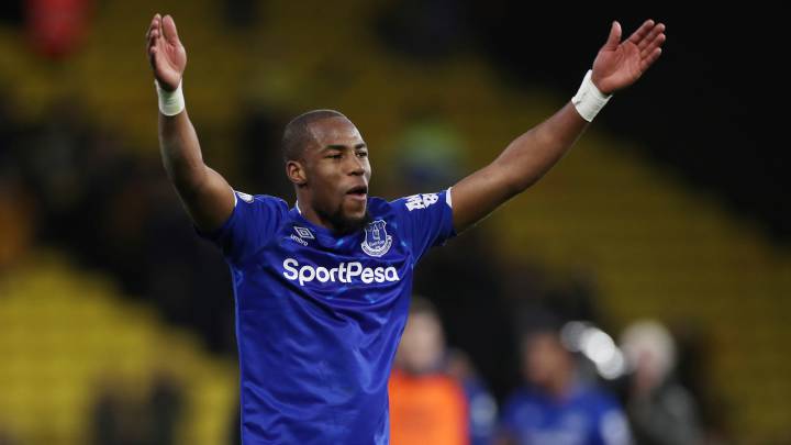 El Sevilla sigue en la carrera por Sidibé, viejo deseo de Monchi