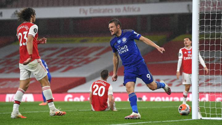Vardy y Aubameyang firman un empate que no vale a nadie