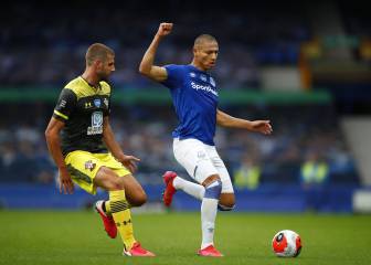 Everton y Southampton firman las tablas en un partido intenso