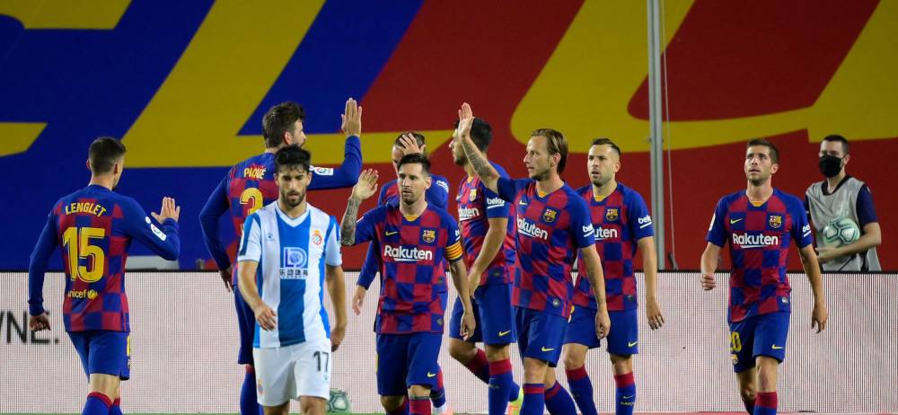 Un Barça mediocre da la puntilla al Espanyol