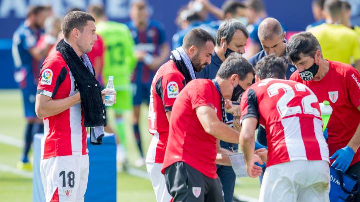 1x1 del Athletic: De Marcos, asistente y Raúl García, desatado