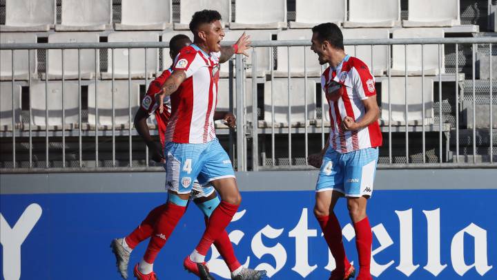 Un zapatazo del Christian Herrera en el 95' sirvió para empatar ante un Girona superior. Los lucenses siguen creyendo en la salvación. El Girona se mantiene en playoff.