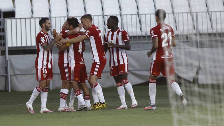 Almería 3-2 Rayo Vallecano: resumen, goles y resultado