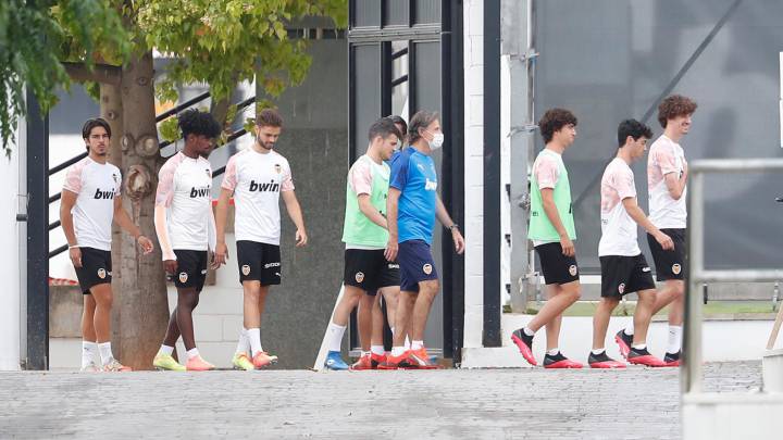 Entrenamiento 'de cantera' en el Valencia