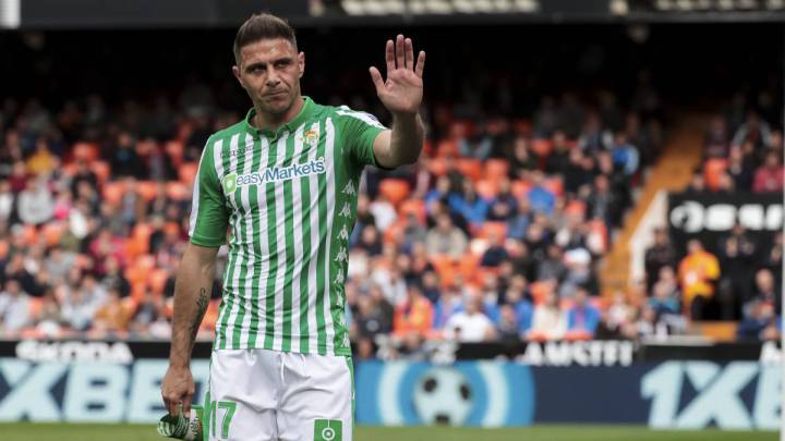 Joaquín supera a Raúl y ya es el jugador con más partidos de toda la historia de LaLiga