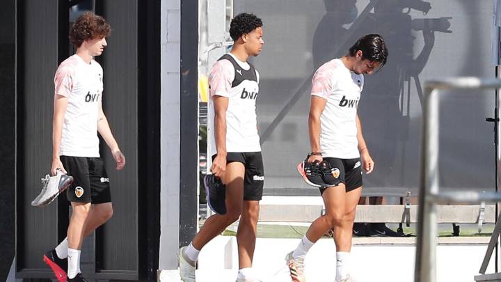 Cheryshev se cae de la lista y Koba debuta