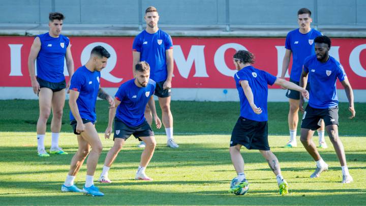 Con todos a Granada menos Unai Simón y Sancet