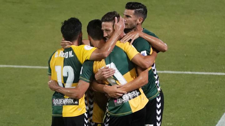 'SuperMackay' prolonga el sueño del Sabadell hacia Segunda