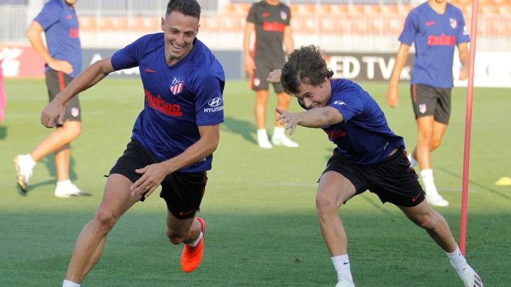 Santiago Arias y Rodrigo Riquelme.