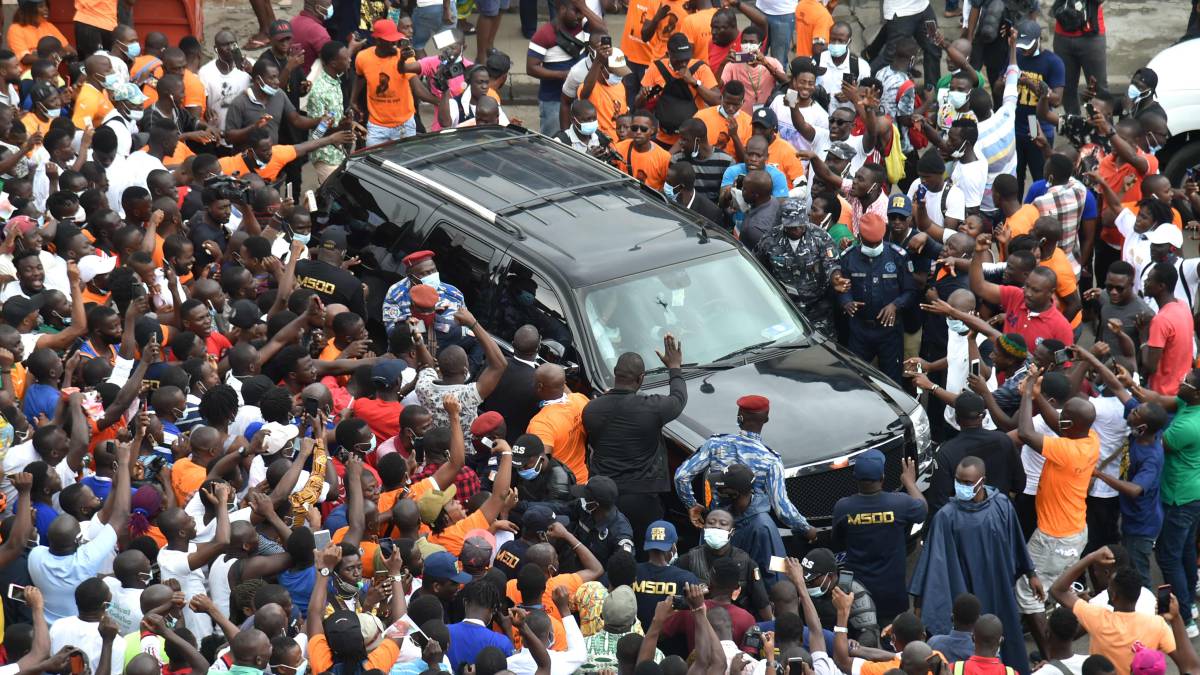 Drogba desata la locura en Costa de Marfil
