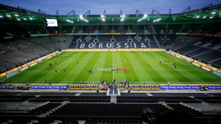 La Bundesliga prepara la vuelta al fútbol con aficionados.