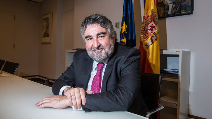 Retrato del ministro de Cultura y Deporte, José Manuel Rodríguez Uribes, en Madrid (España) a 4 de agosto de 2020. 04 AGOSTO 2020;ENTREVISTA;CULTURA;DEPORTE;JOSÉ MANUEL RODRÍGUEZ URIBES;GOBIERNO;POLÍTICA Joaquin Corchero / Europa Press 04/08/2020
