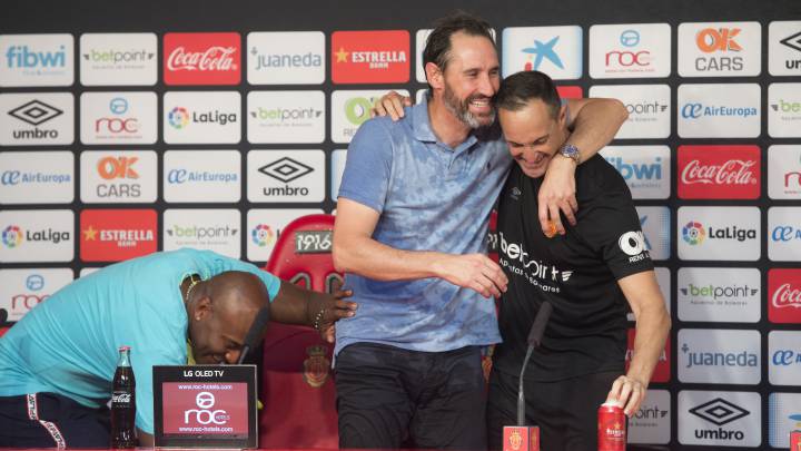 Celebración ascenso Vicente Moreno, nuevo entrenador del Espanyol.