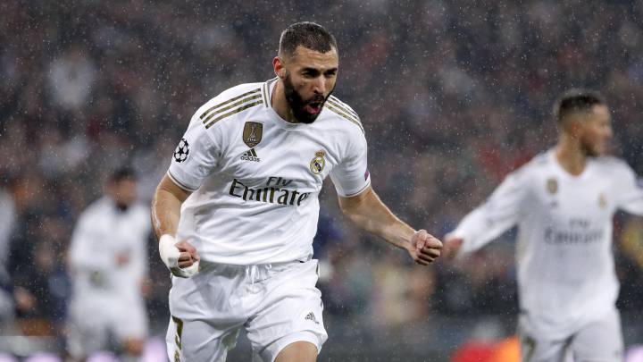 Berbatov: “Benzema es uno de los cinco mejores delanteros del mundo”