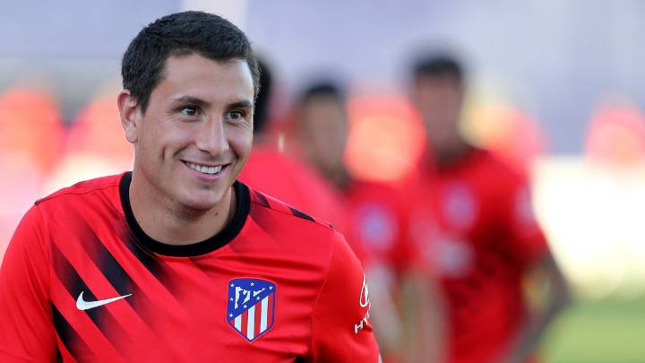 Giménez entrenando con el Atlético