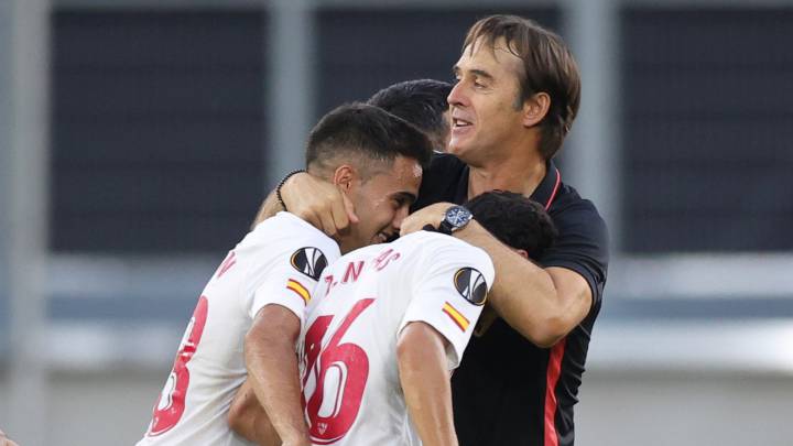 La afición del Sevilla aplaude ya en pleno la contratación de Julen Lopetegui, del que recelaban casi todos cuando le contrató Monchi el verano pasado.