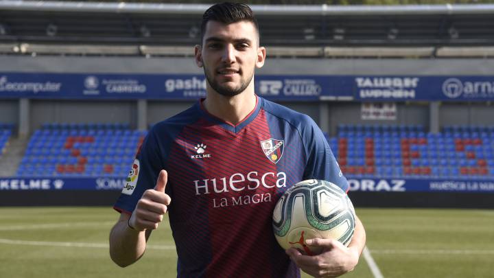 Rafa Mir elige al Huesca entre 30 opciones