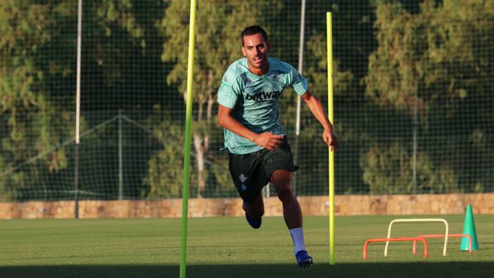 El Betis no suma más positivos
y pasa a las sesiones colectivas