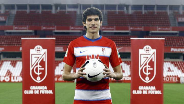 Jesús Vallejo volverá al Granada.