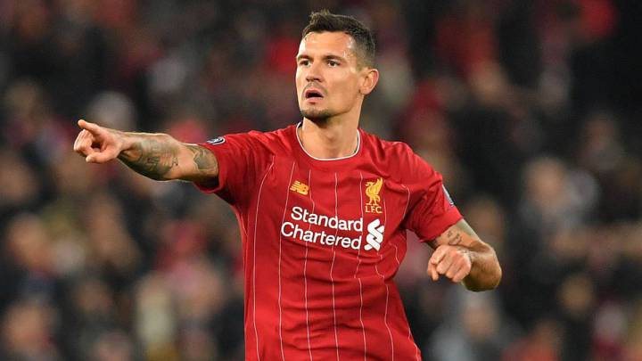 Lovren se saltó el protocolo COVID y celebró la Premier con miles de aficionados