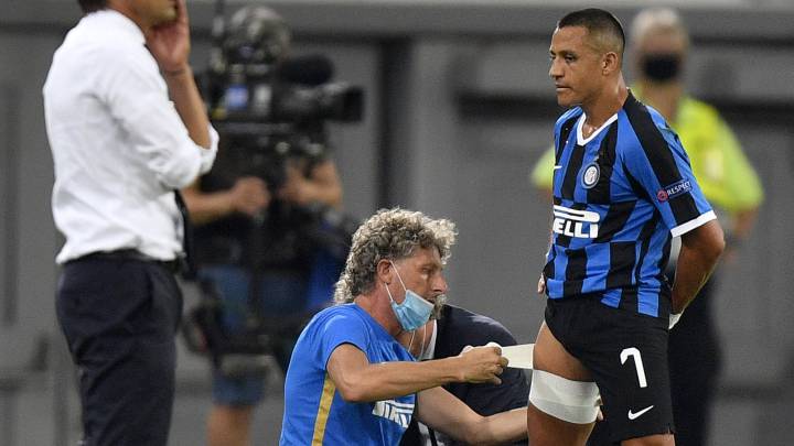 El extremo del Sevilla Lucas Ocampos y el atacante del Inter de Milán Alexis Sánchez tienen molestias pero confían en jugar la final de la Europa League.