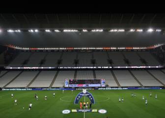 El fútbol sigue adelante en Brasil