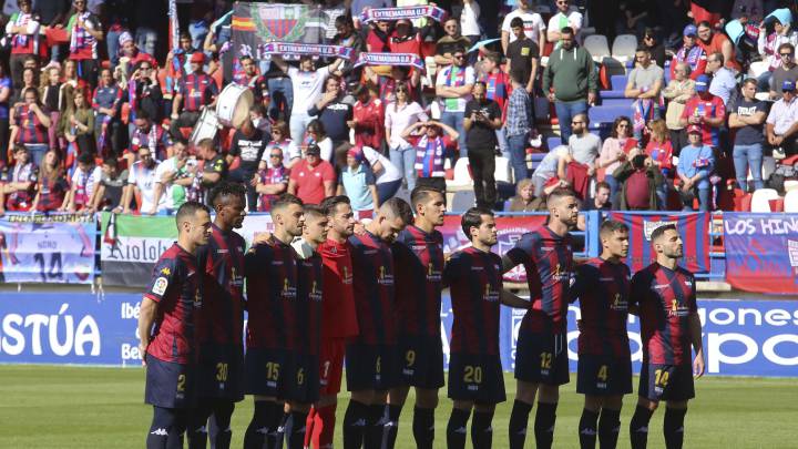 El Extremadura presenta su campaña de abonos.
