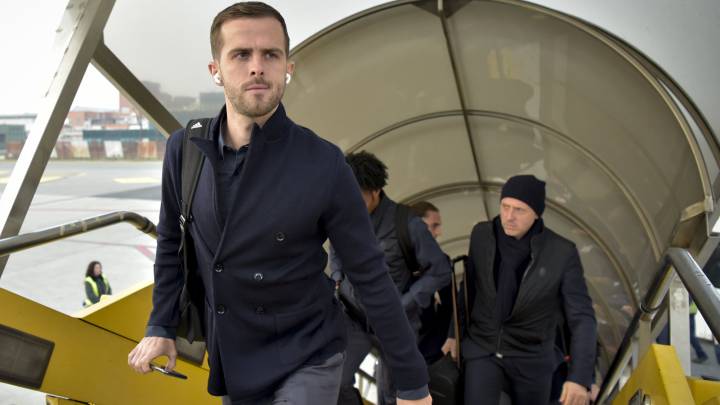 Pjanic, aislado: "No tengo olfato y gusto pero me siento bien"