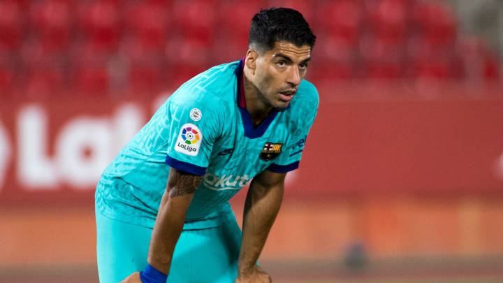 Koeman tells Luis Suárez he is not included in his Camp Nou plan