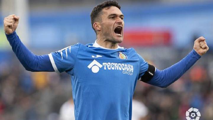 Jorge Molina, se acaba el héroe, empieza la leyenda
