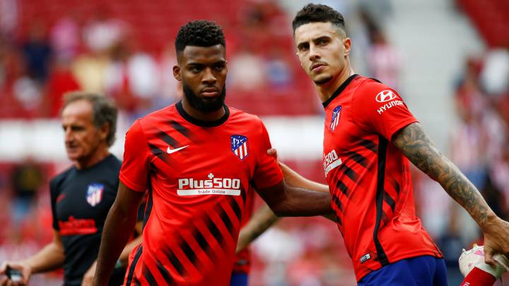 Thomas Lemar y Mario Hermoso.