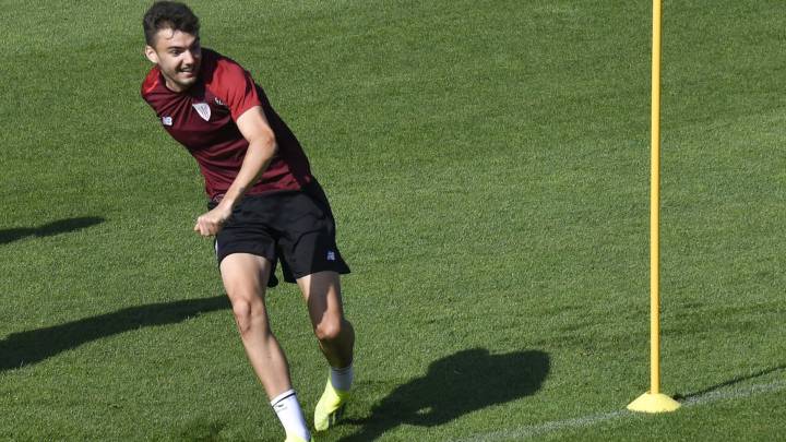 Andoni López: "La camiseta del Athletic es el mayor orgullo"
