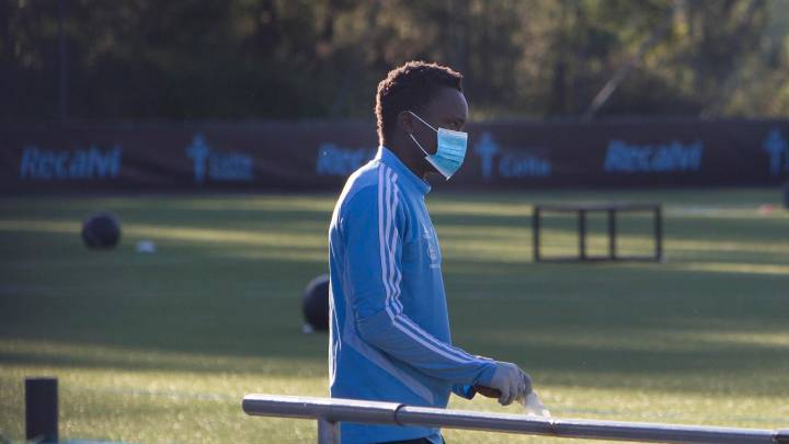Pione Sisto durante un entrenamiento con el Celta en A Madroa