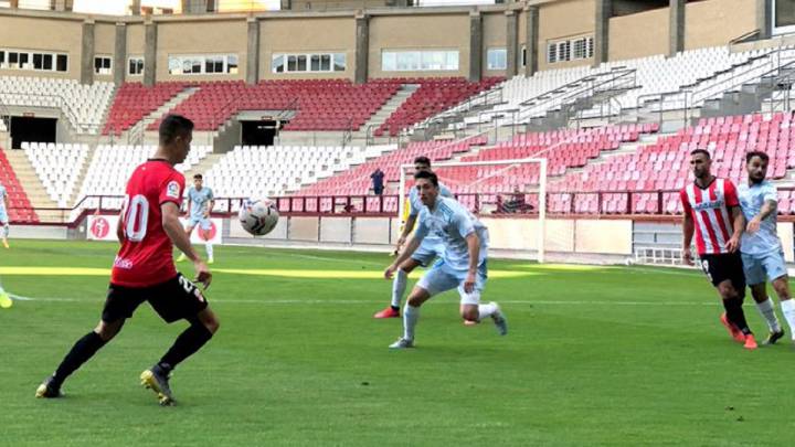 El Logroñés mantiene su buena racha de pretemporada al vencer
al Mirandés