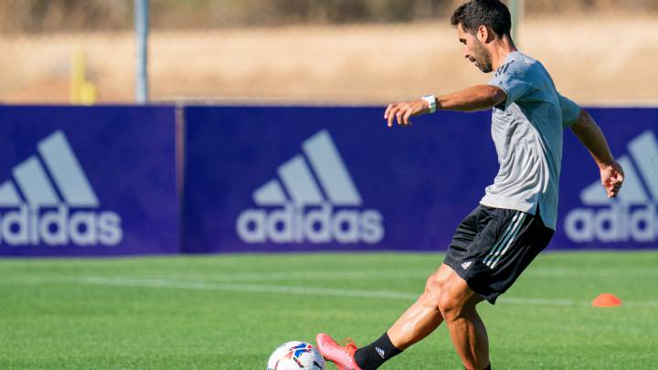 El dilema del lateral derecho en el Real Valladolid