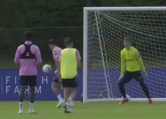 ¡Estaba encadenado! James llega el primer día a Liverpool y deja a todos en shock con esta locura