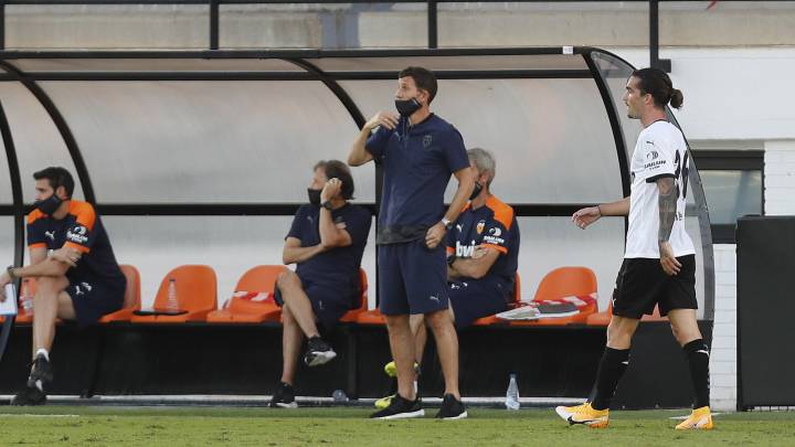 Javi Gracia, el clavo ardiendo del Valencia